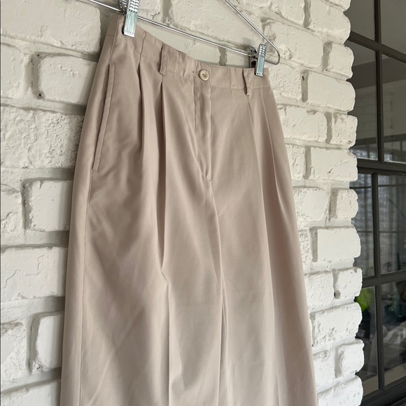 VINTAGE Liz Sport High Waisted 90s Wide Leg Pleated Trouser Pant in Cream, 2P - Picture 2 of 5